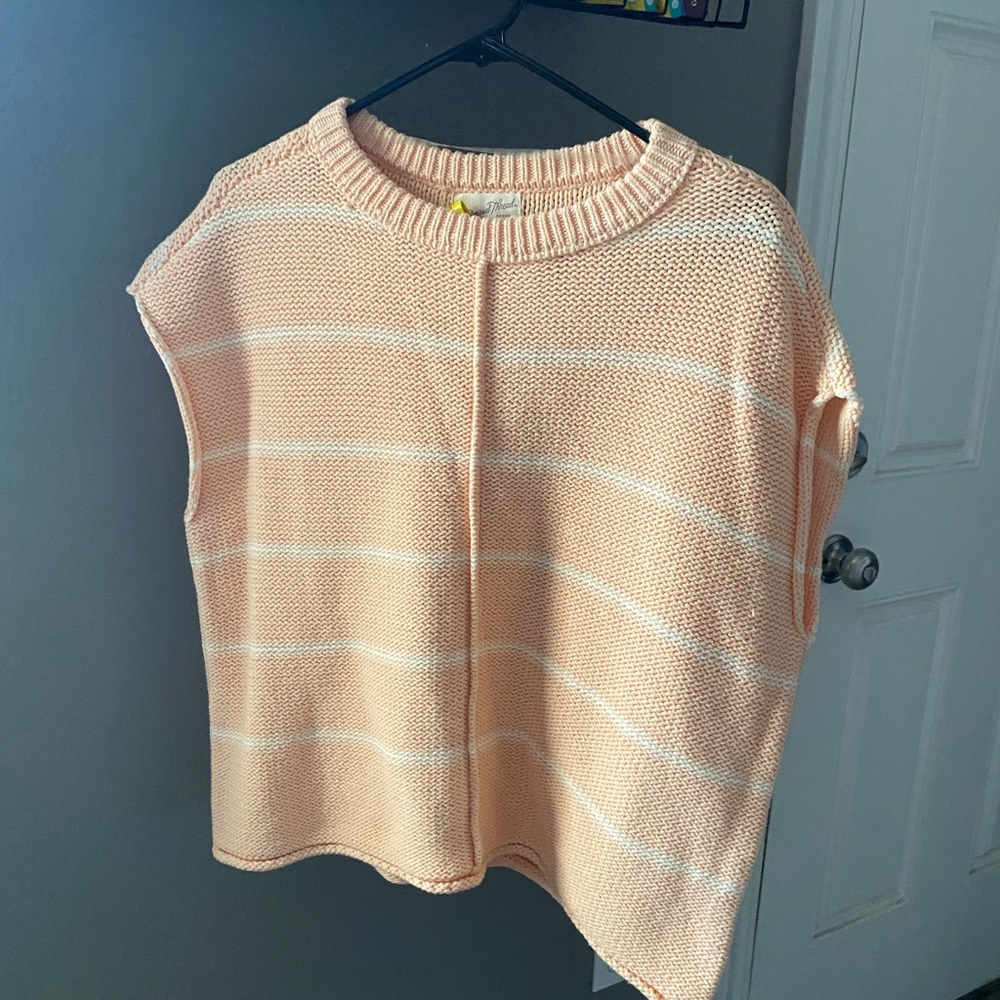 Universal Thread Peach and White Knit Vest